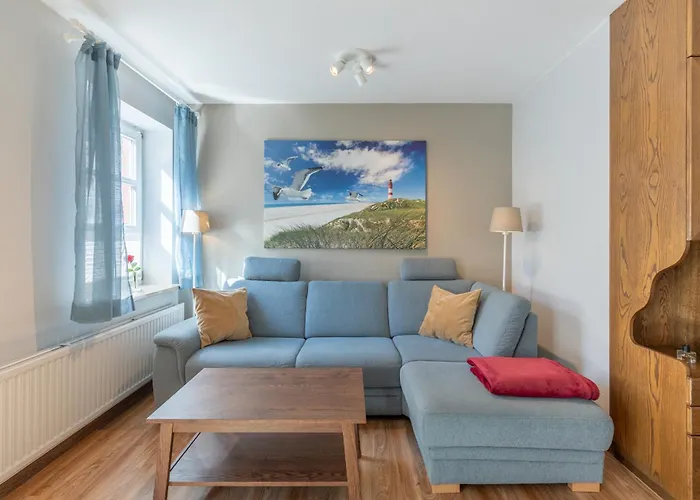 Luette Stuuv Im Schlossgang